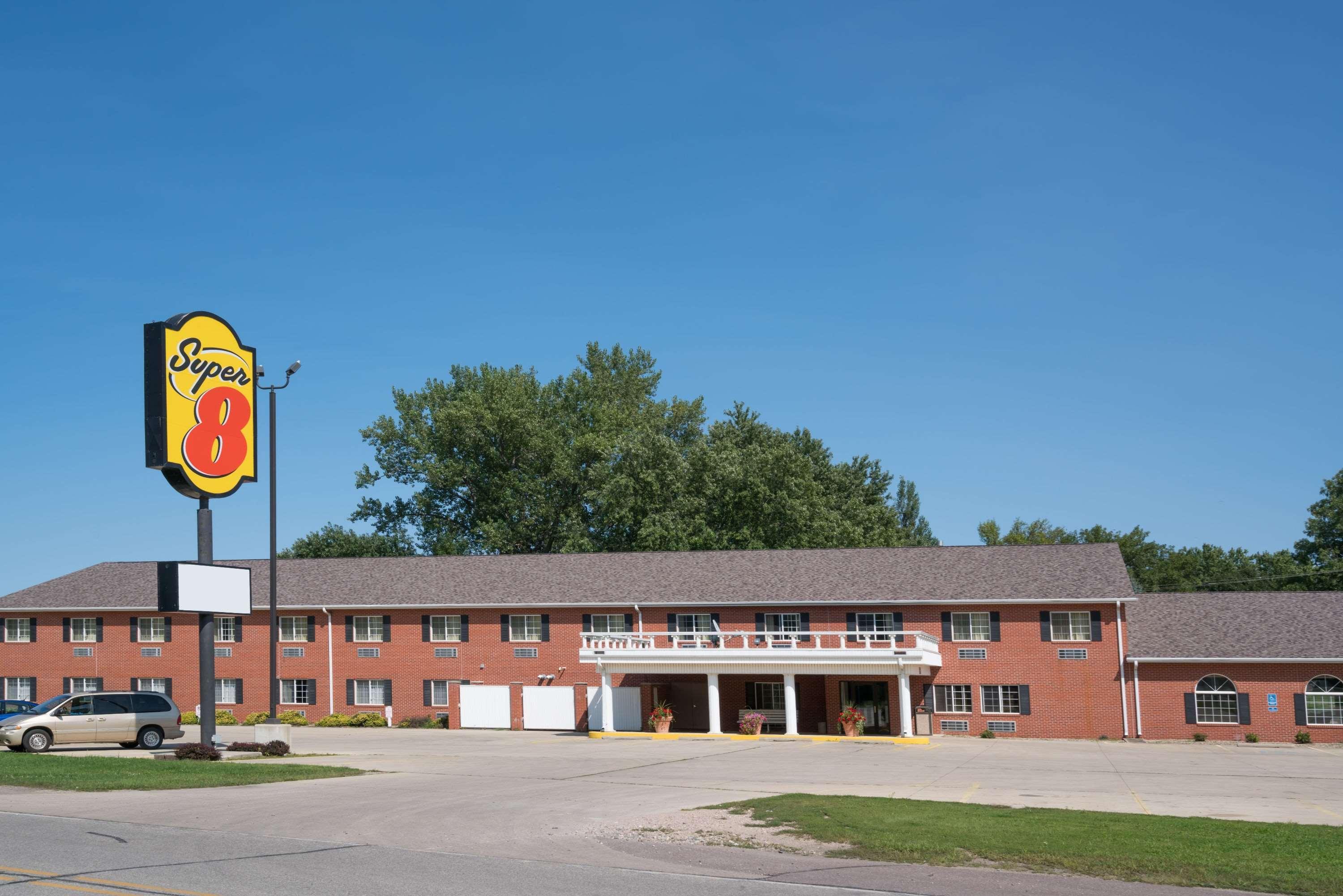 Hotel Super 8 By Wyndham Sheldon Zewnętrze zdjęcie